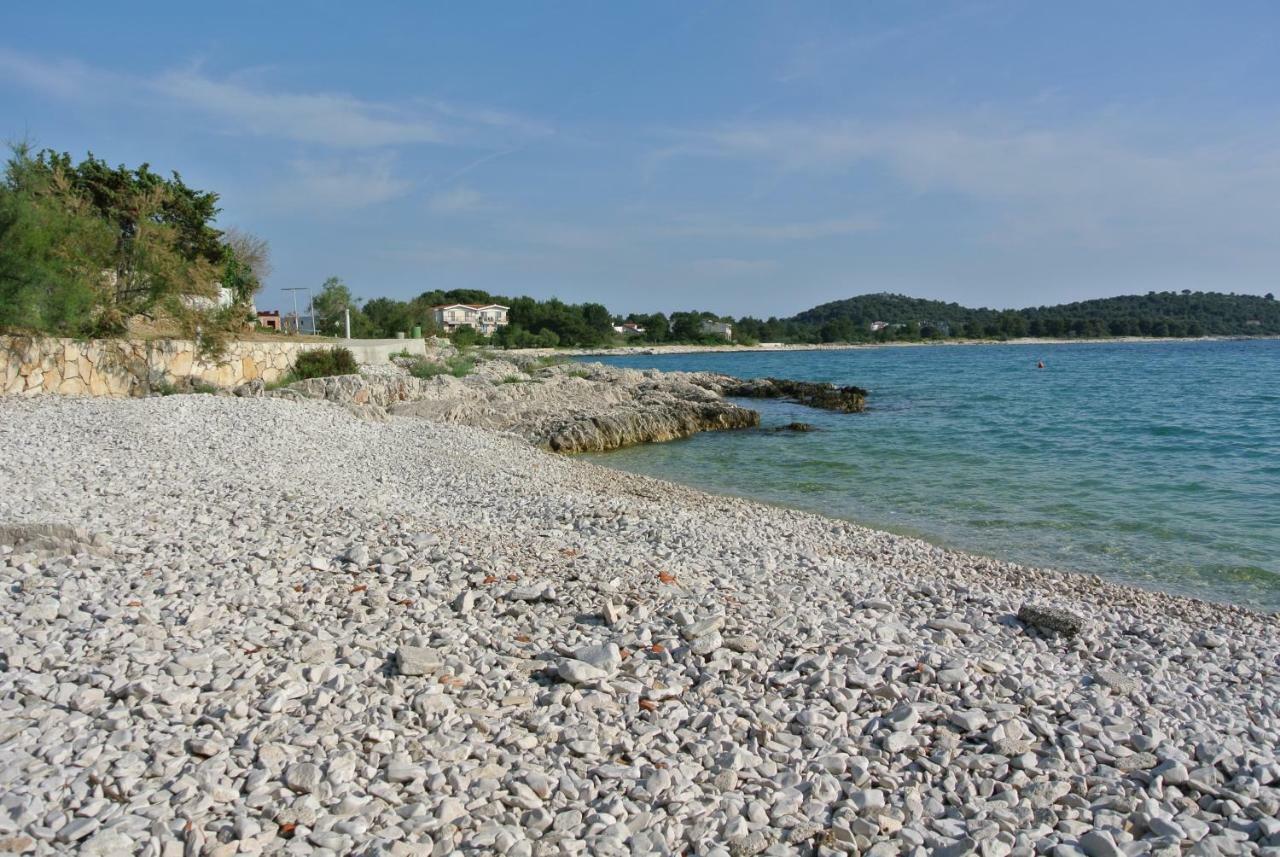 Apartmani Mistral Rogoznica  Esterno foto