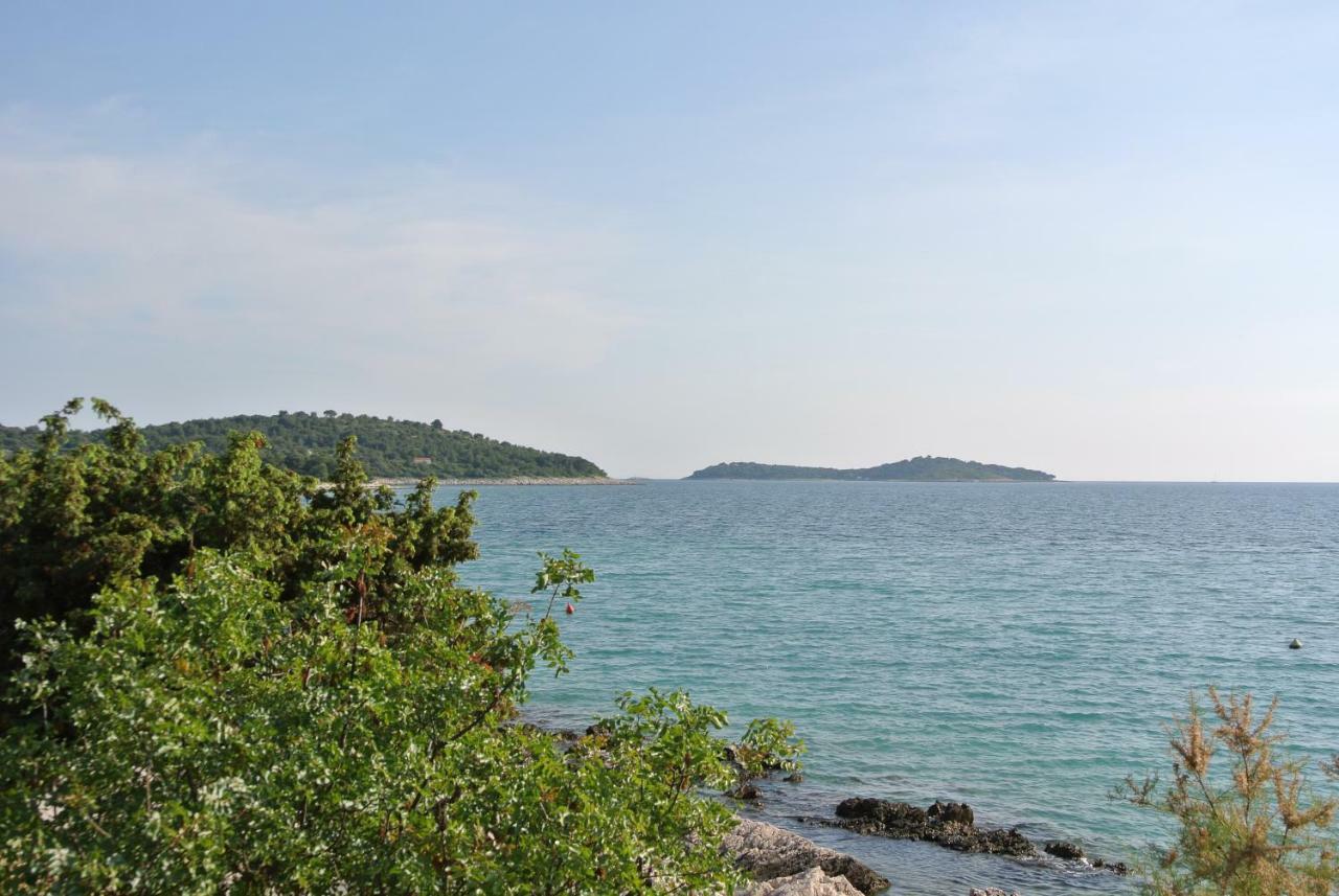 Apartmani Mistral Rogoznica  Esterno foto