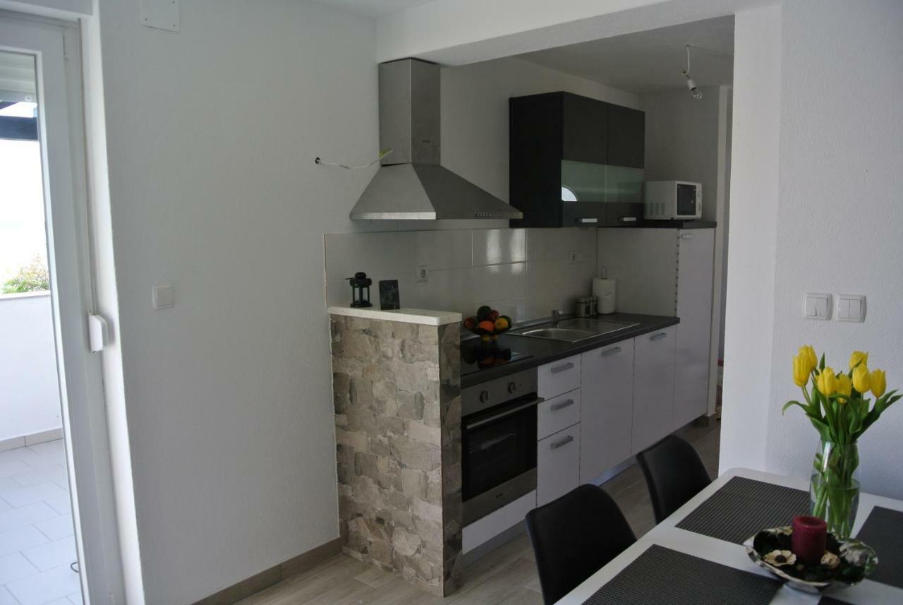 Apartmani Mistral Rogoznica  Esterno foto