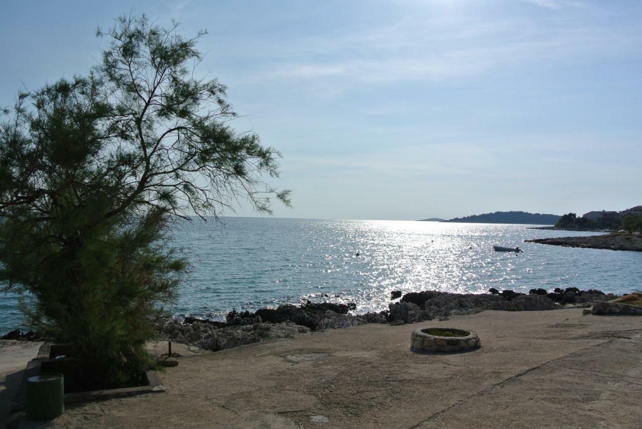Apartmani Mistral Rogoznica  Esterno foto