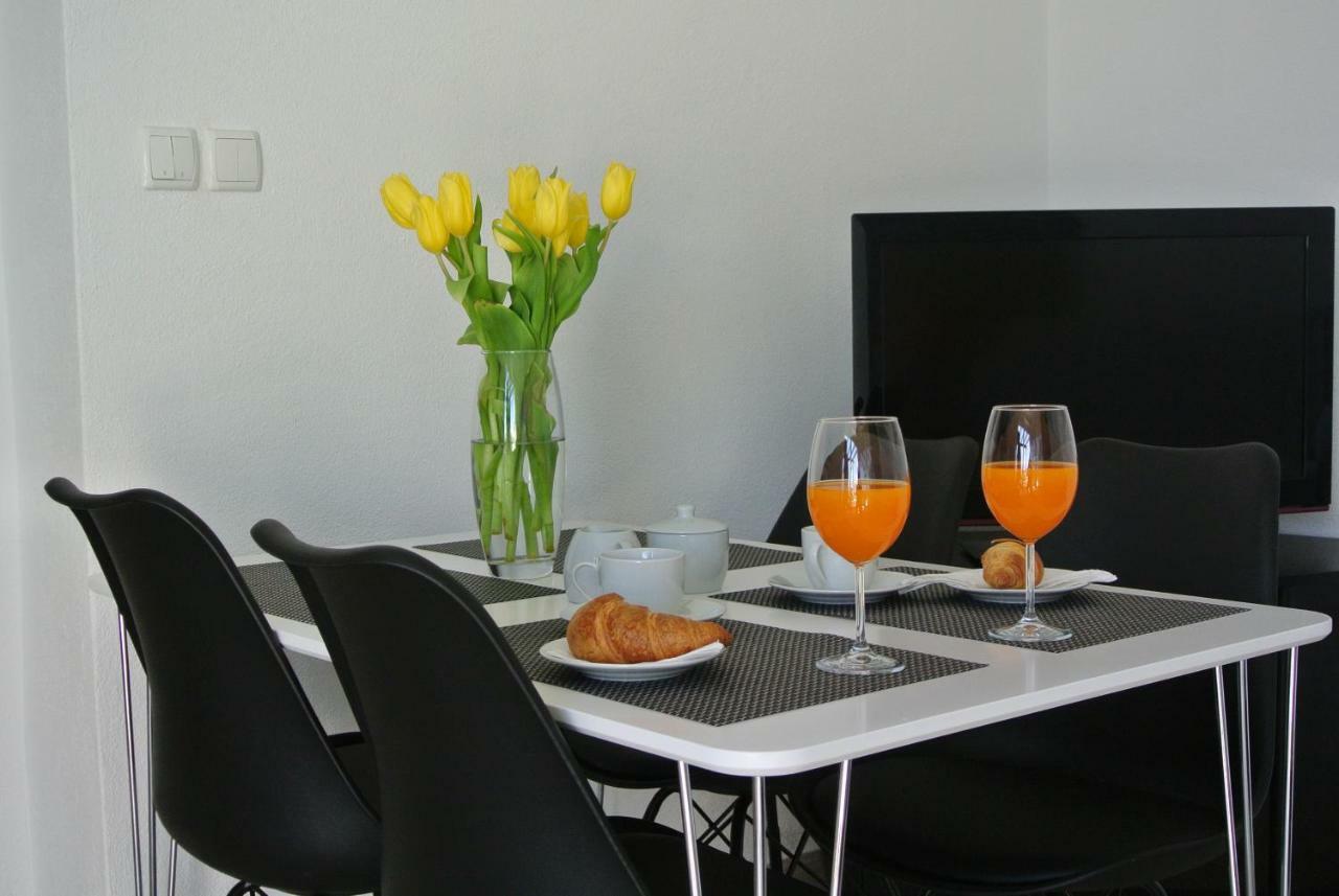 Apartmani Mistral Rogoznica  Esterno foto