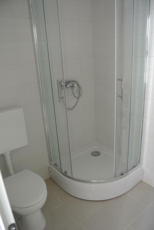 Apartmani Mistral Rogoznica  Esterno foto