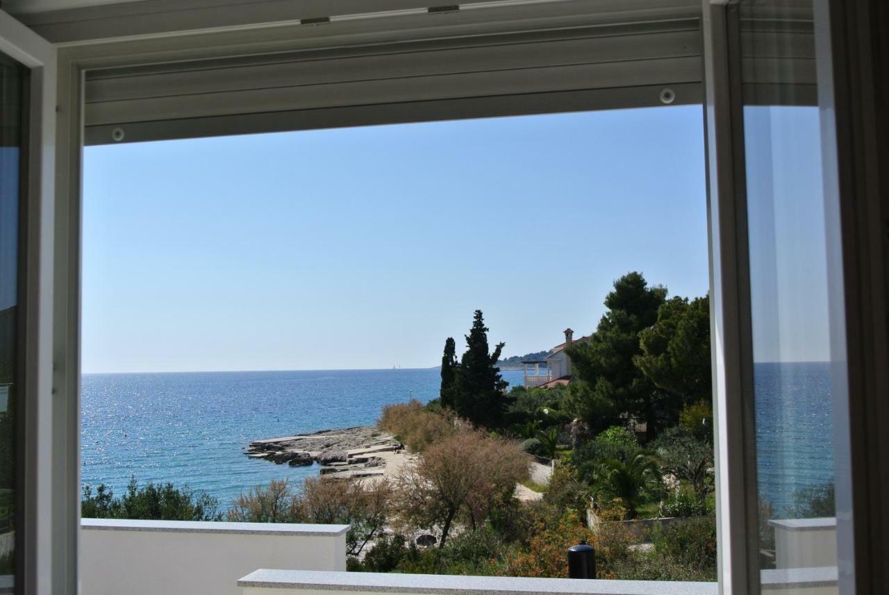 Apartmani Mistral Rogoznica  Esterno foto